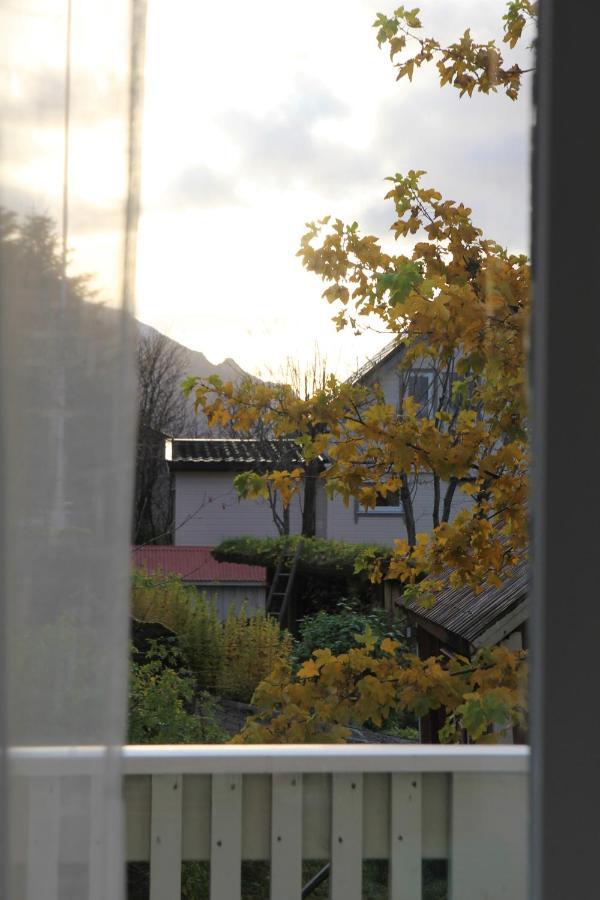 Hus Pa Vakre Ramberg Fra 1904 Villa Exteriör bild